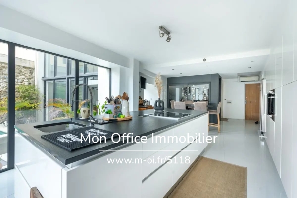 Maison de luxe à vendre à Lambesc, 884 000 €, Photo 2