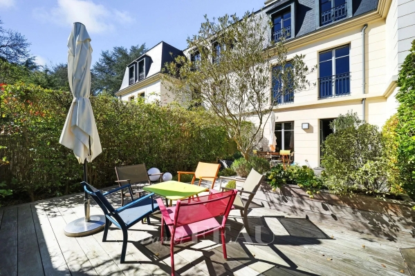 Maison de luxe à vendre à Versailles, 1 635 000 €, Photo 1