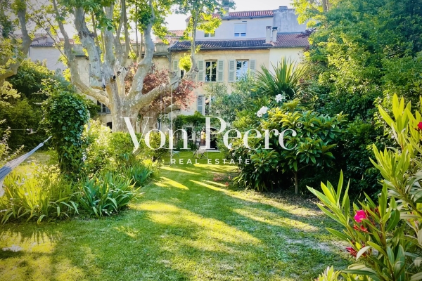 Maison de luxe à vendre à Villeneuve-Lès-Avignon, 1 190 000 €, Photo 1