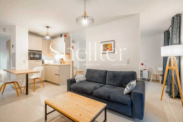 Appartement de luxe à vendre à Saint-Tropez, 995 000 €, Photo 1