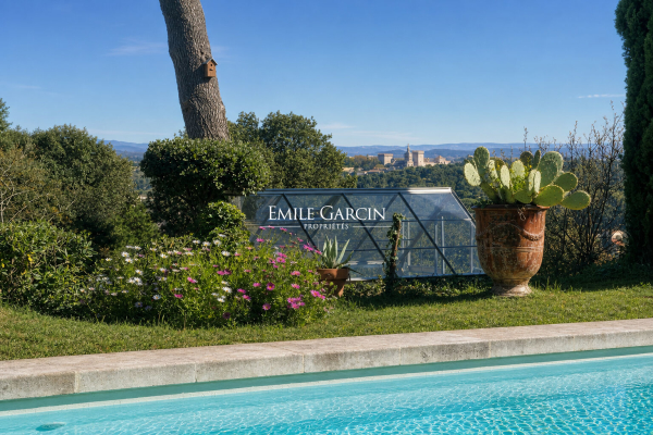 Maison de luxe à vendre à Villeneuve-Lès-Avignon, 1 535 000 €, Photo 1