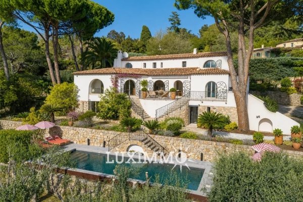 Maison de luxe à vendre à Mougins, 2 600 000 €, Photo 1
