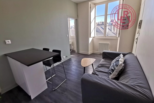 Appartement de luxe à vendre à Nantes, 113 000 €, Photo 1