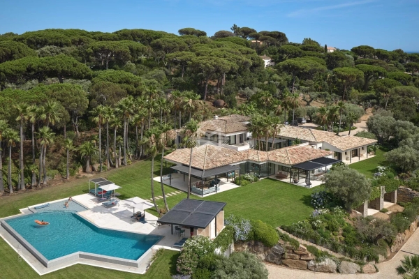 Maison de luxe à louer à Saint-Tropez, 170 000 €, Photo 1