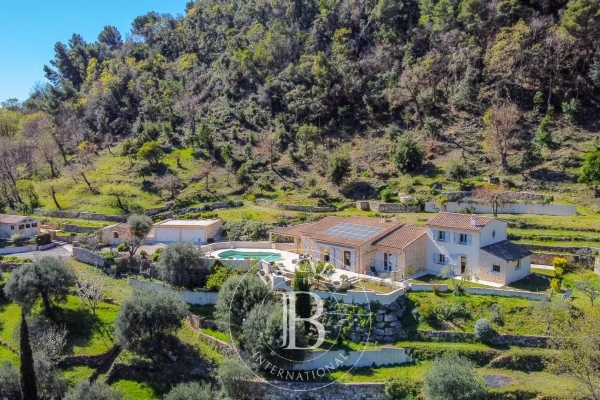 Maison de luxe à vendre à Grasse, 1 490 000 €, Photo 2