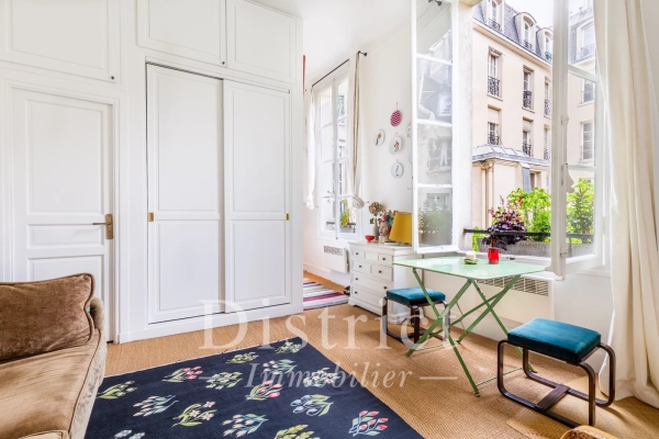 Luxury Apartment for sale in Paris 4Ème, 594 000 €, Photo 4