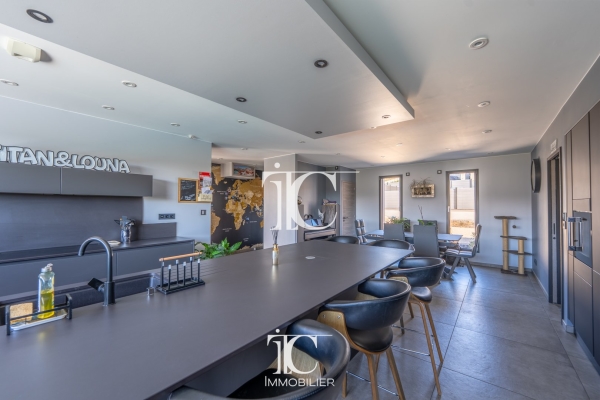 Maison de luxe à vendre à Vinezac, 790 000 €, Photo 4