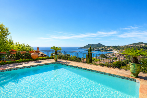 Maison de luxe à vendre à Agay, 1 950 000 €, Photo 1