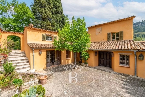 Maison de luxe à vendre à Grasse, 1 400 000 €, Photo 1