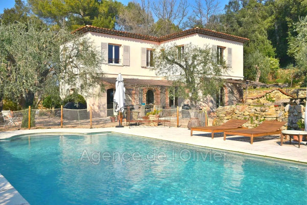 Maison de luxe à vendre à Valbonne, 1 425 000 €, Photo 1