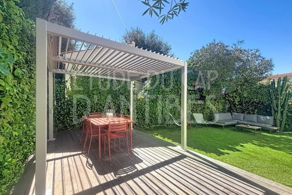 Luxury House for sale in Cap d'Antibes, 1 180 000 €, Photo 2