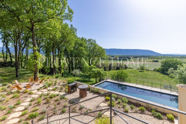 Luxury House for sale in Gordes, 3 200 000 €, Photo 2