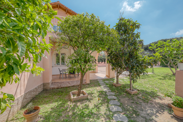 Maison de luxe à vendre à Saint-Tropez, 2 990 000 €, Photo 3