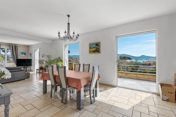 Maison de luxe à vendre à Saint-Cyr-sur-Mer, 2 600 000 €, Photo 3
