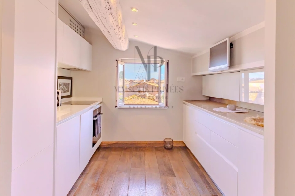 Appartement de luxe à vendre à Saint-Tropez, 2 400 000 €, Photo 3