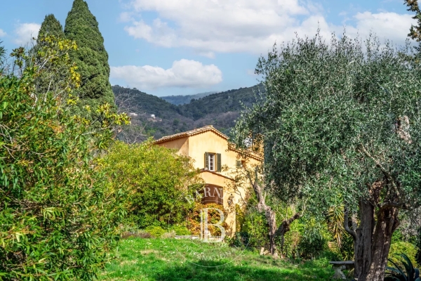 Maison de luxe à vendre à Grasse, 1 400 000 €, Photo 6