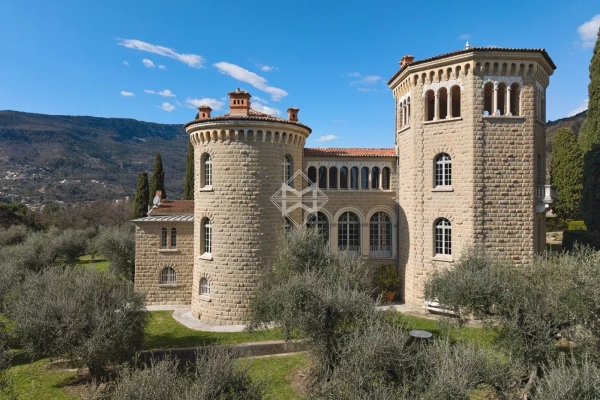 Maison de luxe à vendre à Contes, 2 500 000 €, Photo 1