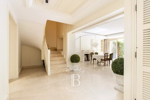 Luxury Apartment for sale in Neuilly-sur-Seine, 3 440 000 €, Photo 3