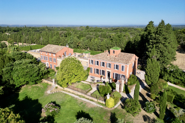 Luxury House for sale in Loriol-du-Comtat, 4 770 000 €, Photo 1