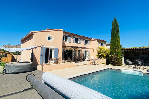 Maison de luxe à vendre à Cheval-Blanc, 649 000 €, Photo 1