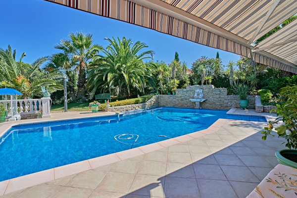 Maison de luxe à vendre à Saint-Raphaël, 1 370 000 €, Photo 3