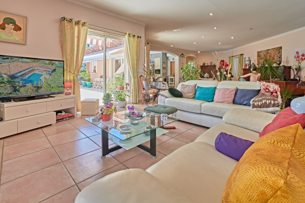 Maison de luxe à vendre à Saint-Raphaël, 1 370 000 €, Photo 6