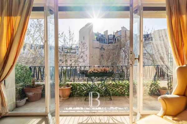 Luxury Apartment for sale in Paris 16ème, 1 490 000 €, Photo 2