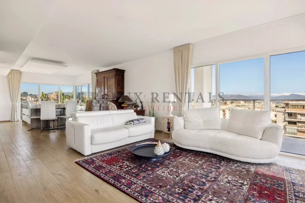 Luxury Apartment for sale in Antibes, 995 000 €, Photo 4