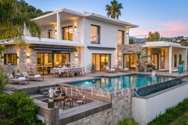 Maison de luxe à louer à Mougins, 14 000 €, Photo 1