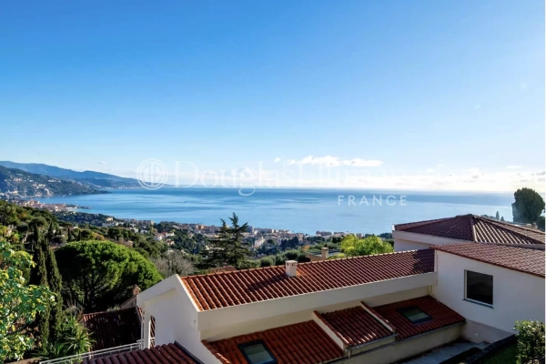 Maison de luxe à vendre à Roquebrune-Cap-Martin, 3 950 000 €, Photo 1