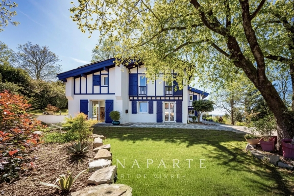 Maison de luxe à vendre à Saint-Jean-de-Luz, 1 995 000 €, Photo 1