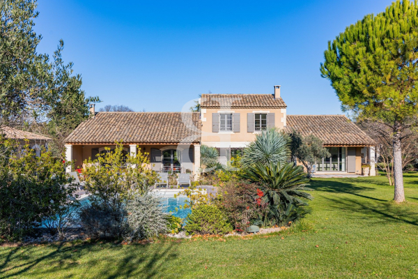 Maison de luxe à vendre à Saint-Rémy-de-Provence, 3 390 000 €, Photo 2