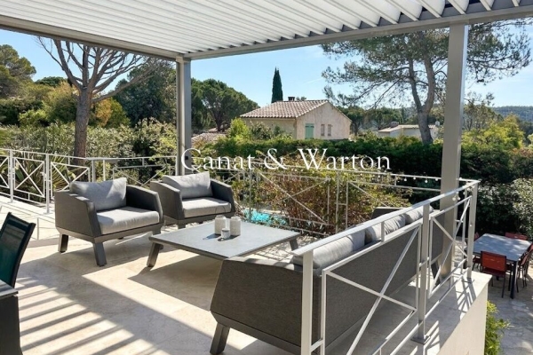 Maison de luxe à vendre à Saint-Raphaël, 1 098 000 €, Photo 4