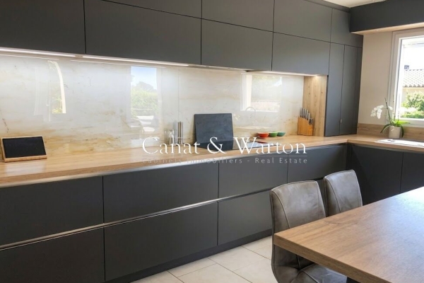 Maison de luxe à vendre à Saint-Raphaël, 1 098 000 €, Photo 5