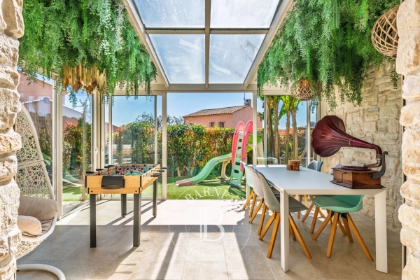 Maison de luxe à vendre à Saint-Paul-de-Vence, 549 000 €, Photo 3