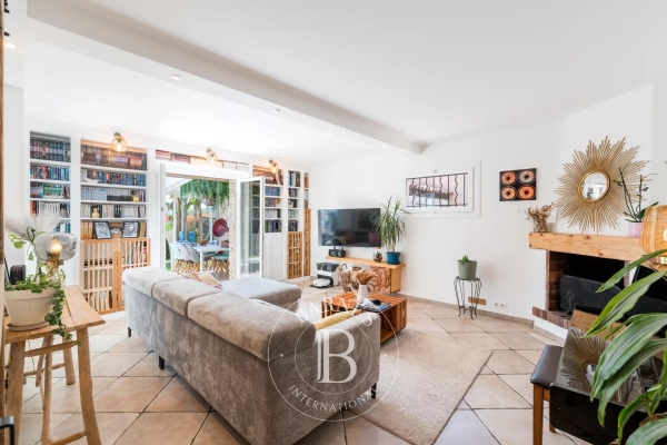 Maison de luxe à vendre à Saint-Paul-de-Vence, 549 000 €, Photo 6