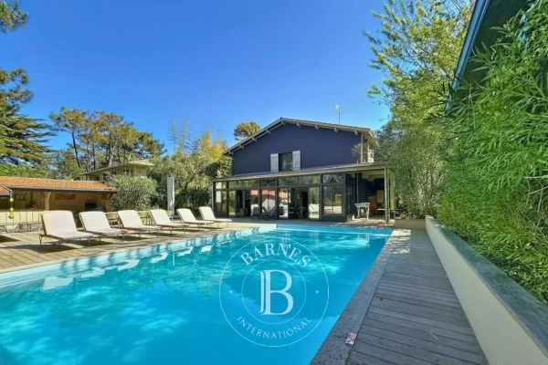 Maison de luxe à louer à Cap Ferret, 7 480 €, Photo 1