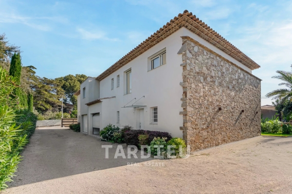 Luxury House for sale in Cavalaire-sur-Mer, 1 750 000 €, Photo 4