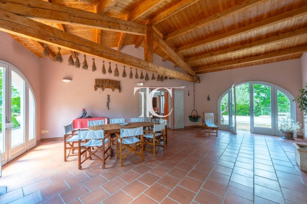 Luxury House for sale in Les Vans, 652 000 €, Photo 6