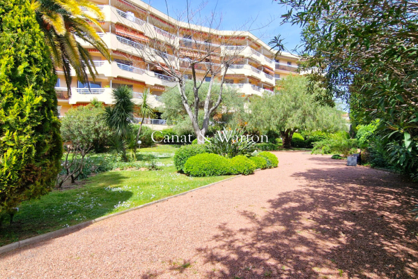 Appartement de luxe à vendre à Saint-Raphaël, 535 000 €, Photo 1