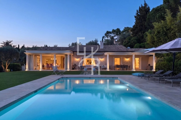 Maison de luxe à vendre à Mougins, 3 390 000 €, Photo 1