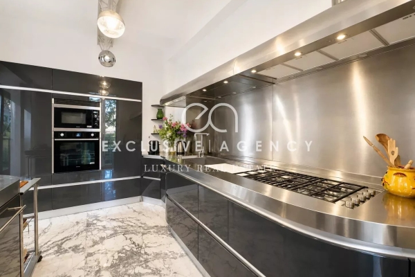 Maison de luxe à vendre à Cannes, 2 490 000 €, Photo 7