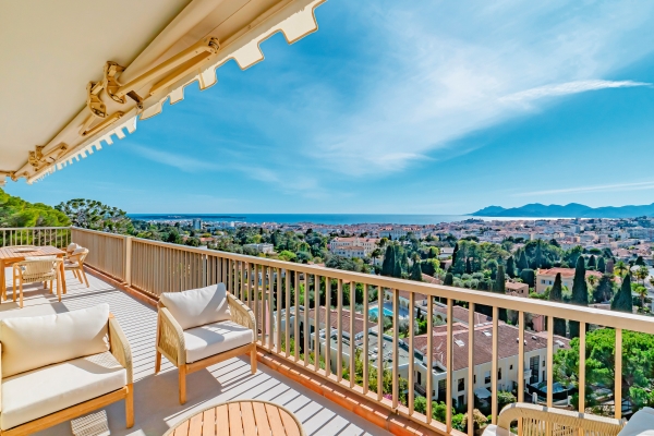 Luxury Apartment for sale in Cannes, 2 490 000 €, Photo 1