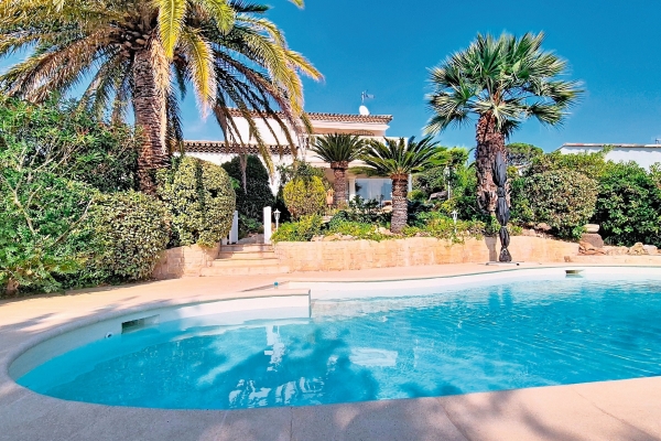 Maison de luxe à vendre à Saint-Raphaël, 1 095 000 €, Photo 1