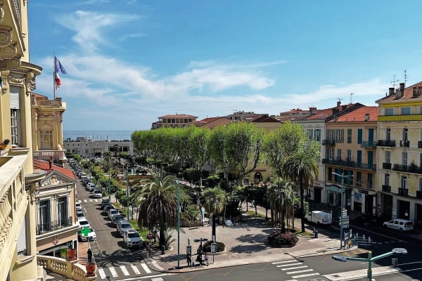 Luxury Apartment for sale in Menton, 630 000 €, Photo 1