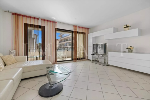 Appartement de luxe à vendre à Cannes, 645 000 €, Photo 1