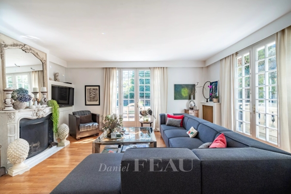 Maison de luxe à vendre à Louveciennes, 1 170 000 €, Photo 1