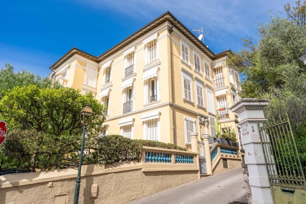 Appartement de luxe à vendre à Beaulieu-sur-Mer, 659 000 €, Photo 1