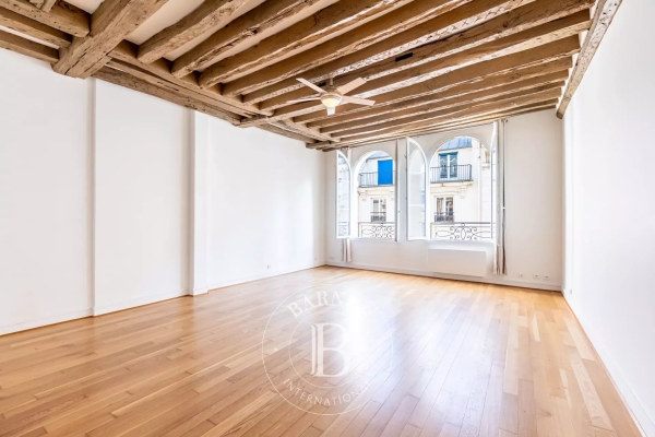 Luxury Apartment for sale in Paris 1Er, 640 000 €, Photo 1