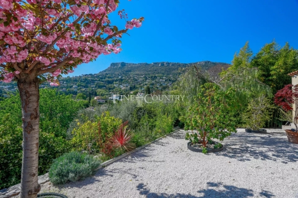 Luxury House for sale in Vence, 1 240 000 €, Photo 1
